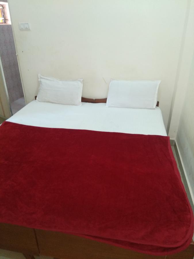 Red Lion Hotel Calangute Eksteriør bilde